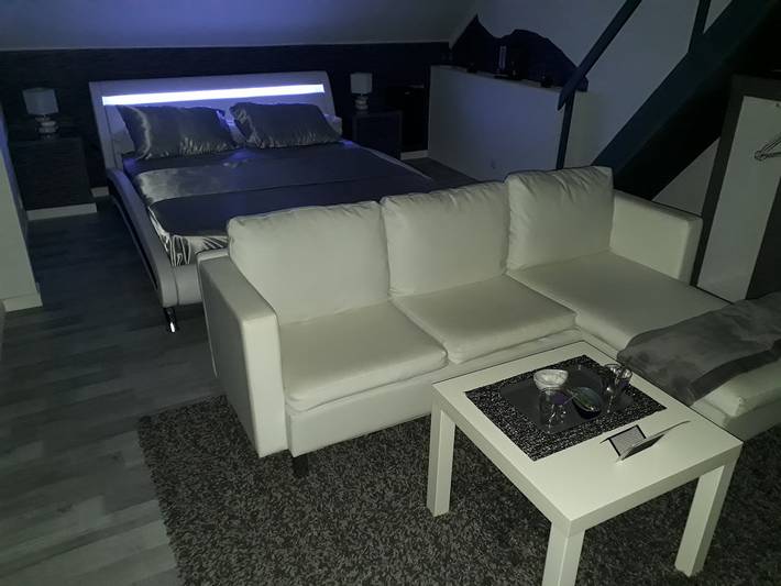Cottage pour 5 personnes, avec balcon ainsi que jacuzzi et sauna à La Chavanne
