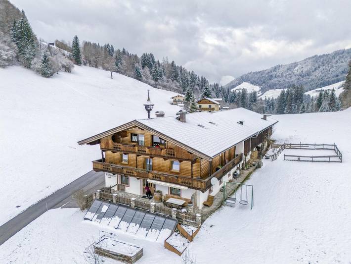 Bauernhof für 8 Personen, mit Balkon und Garten in Wildschönau