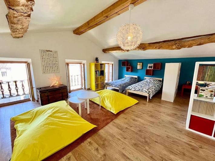 Location de vacances pour 10 personnes, avec terrasse dans Bram - 4