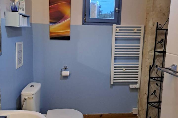 Gîte pour 2 personnes, avec Jardin et Piscine à Saint-Seurin-de-Cadourne - 3