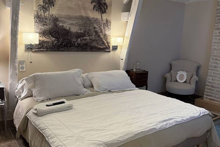 Location de vacances pour 2 personnes, avec jardin à Orgères - 2