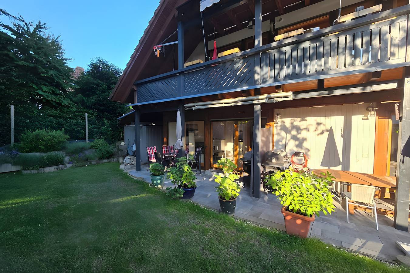 Ganze Wohnung, Modern furnished vacation apartment casa karin with terrace, garden and sauna in Bodman-Ludwigshafen, Landkreis Konstanz