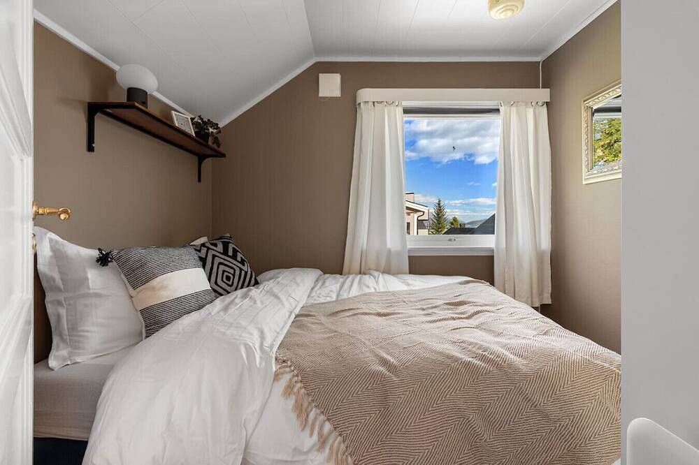 Ganze Wohnung, Basecamp Dramsvegen – North Loft Retreat in Tromsø