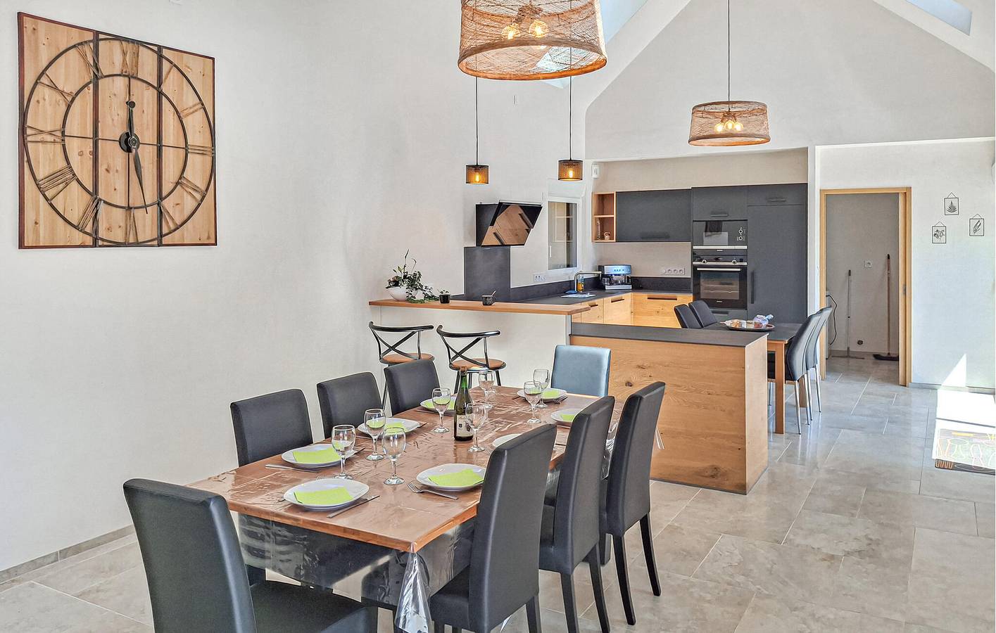 Tréméloir Garden Apartamento con WiFi y Parking in Tréméloir, Côte de Goëlo