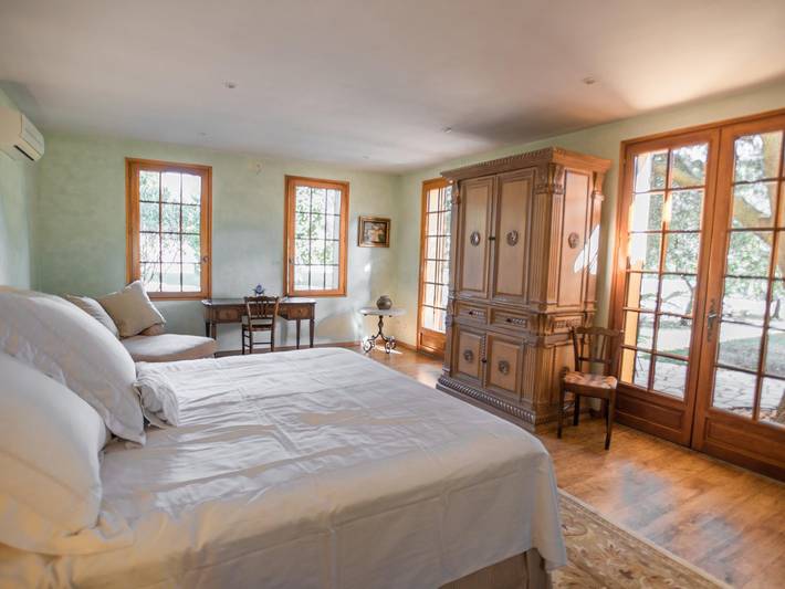 Location de vacances pour 8 personnes, avec jardin et terrasse, animaux acceptés à Sorgues - 4