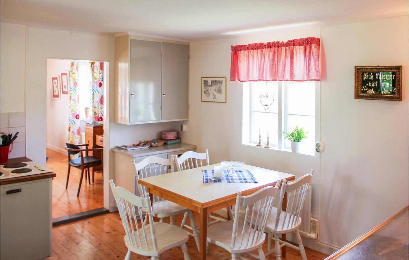 Hus för 6 Personer med trädgård in Västervik