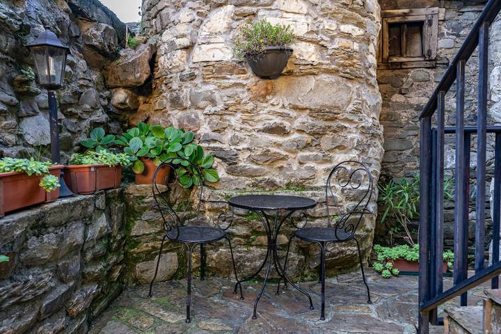 Appartement entier, Appartement "El Cueto" avec vue sur les montagnes, terrasse privée et Wi-Fi in Cangas del Narcea, Parc Naturel des Sources du Narcea, Degaña et Ibias