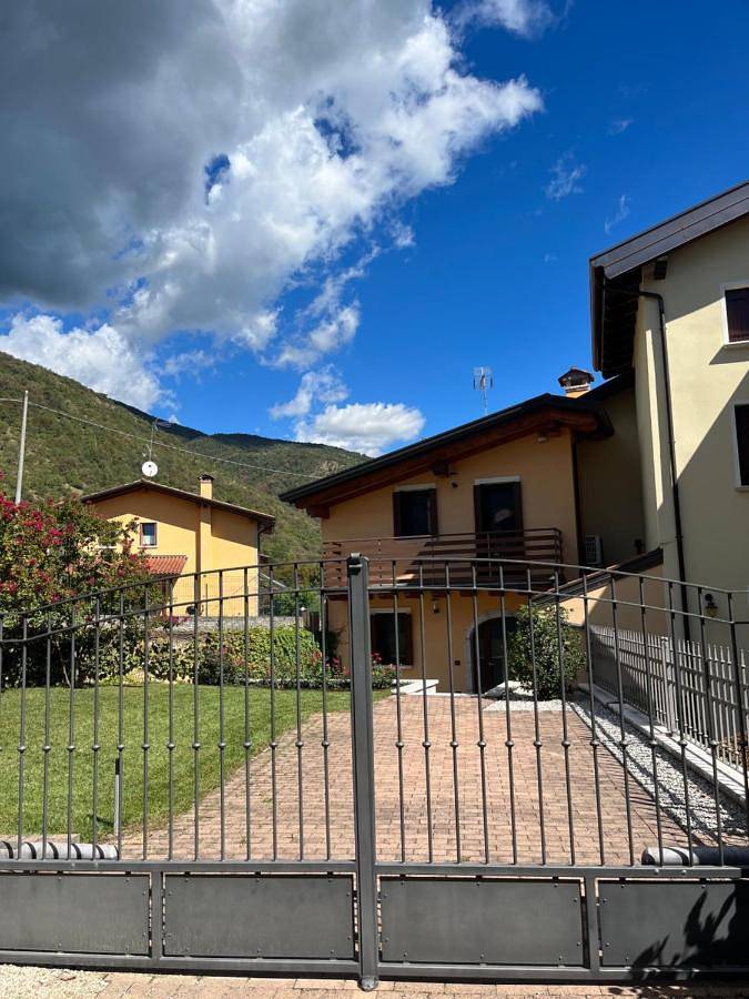 Location de vacances pour 3 personnes, avec jardin et vue à Polcenigo - 4