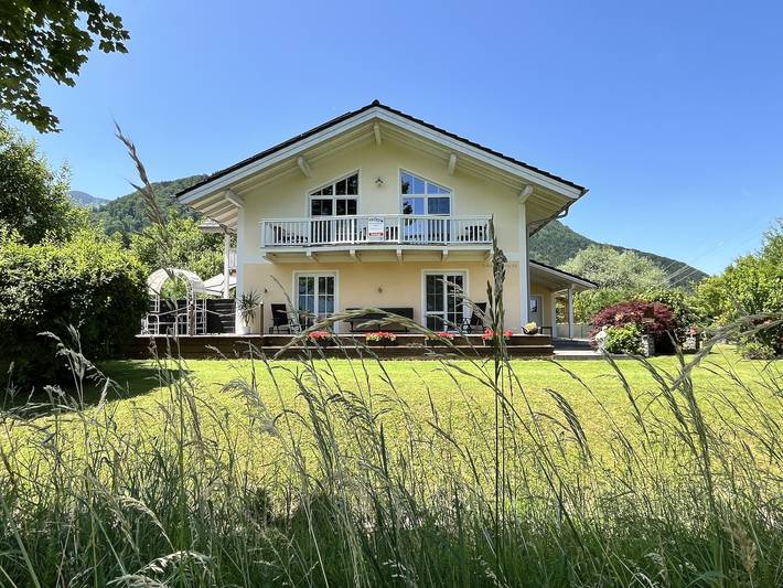 Ferienwohnung für 3 Personen, mit Balkon und Terrasse sowie Garten