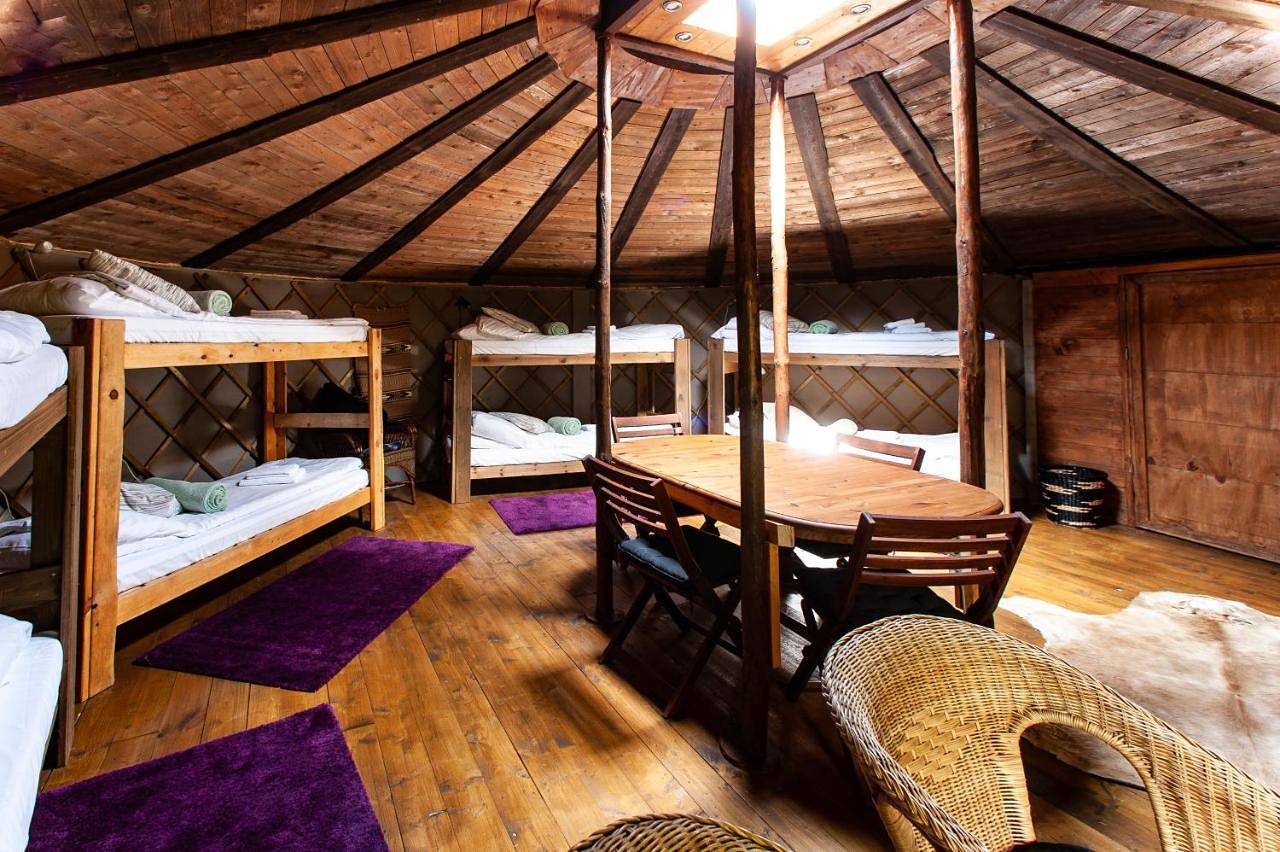 Private Yurt with Shared Bathroom in Hardangerfjord