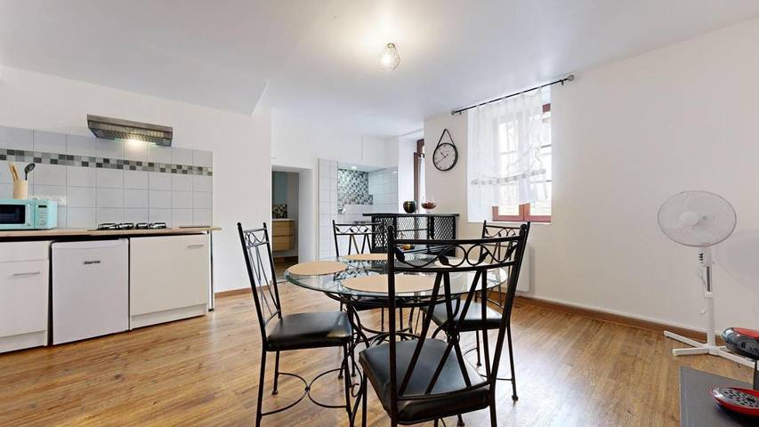 Appartement de vacances pour 4 personnes, avec jardin