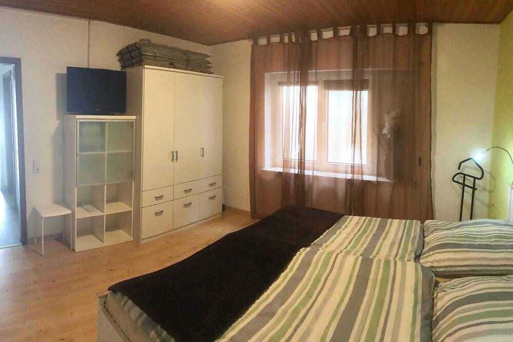Ganze Wohnung, Ferienwohnung Niedenstein für 1 - 4 Personen mit 1 Schlafzimmer - Ferienwohnung in Ein- oder Mehrfam in Niedenstein, Schwalm-Eder-Kreis