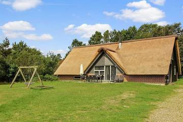Ferienhaus für 14 Personen, mit Sauna und Pool in Henne Strand