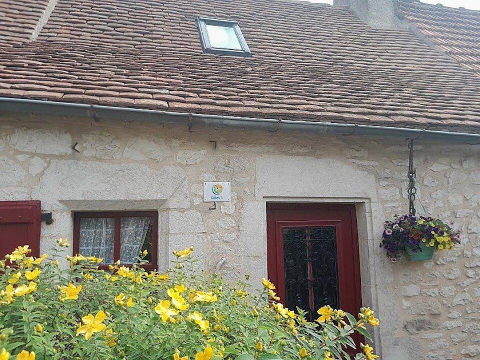 Gîte chez "mademoiselle Emilie" in Lunegarde, Massif central