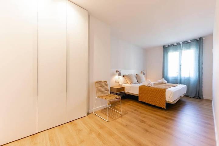 Ganze Wohnung, Bravissimo Gerió, 2-Schlafzimmer-Wohnung im Zentrum von Girona in Girona, Gironès