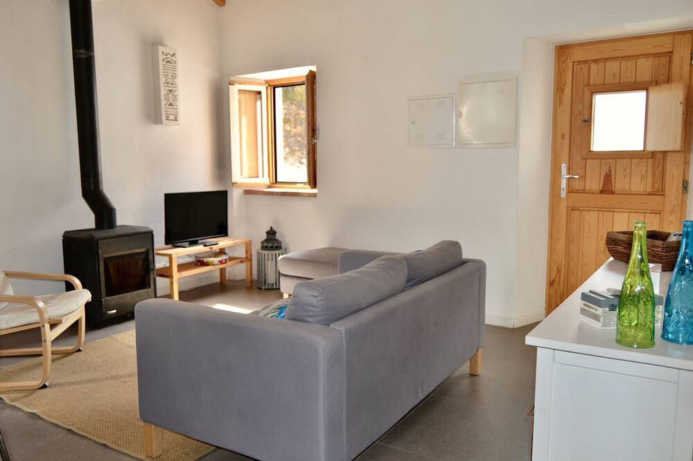 Odeceixe Valley House. Minuten vom Strand. Zwei Zimmer und eine Lounge Rooftop. in Odeceixe, Costa Alentejana