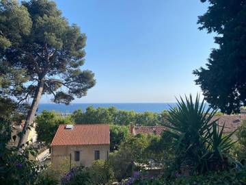 Gîte pour 6 personnes, avec terrasse et vue dans Port de l'Estaque
