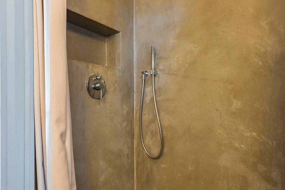 Appartement entier, La Magnanella - Luxury B&B - in Fornoue, Apennin Parmensan