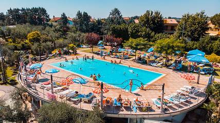 Maison De Vacances pour 7 Personnes dans San Felice del Benaco, Montagnes autour du lac de Garde, Photo 2