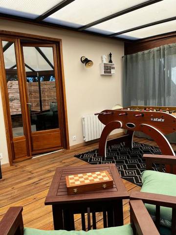 Gîte pour 6 personnes, avec terrasse à Longues-sur-Mer