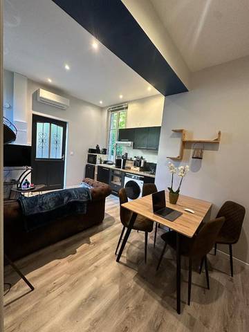 Gîte pour 2 personnes, avec jardin, animaux acceptés dans Thermes de Royat Chamalières