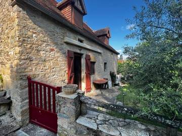Gîte pour 8 personnes, avec jardin à Rignac (Lot)