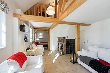 Ferienhaus für 8 Personen, mit Sauna und Garten sowie Terrasse, mit Haustier in Korbach