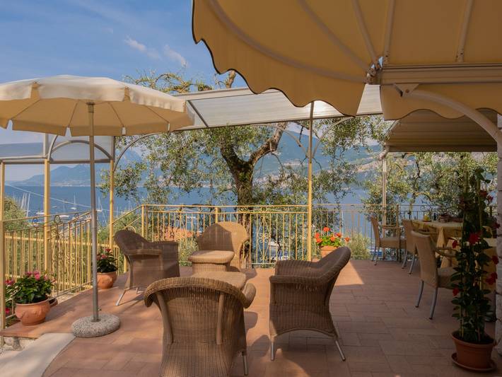 Ferienwohnung für 4 Personen, mit Garten und Terrasse sowie Seeblick in Venetien