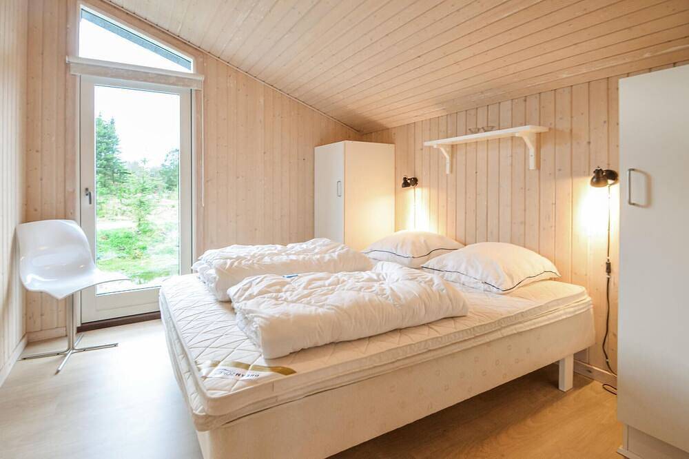 Nice home in Fjerritslev with sauna in Thorup Strand, Jammerbugt
