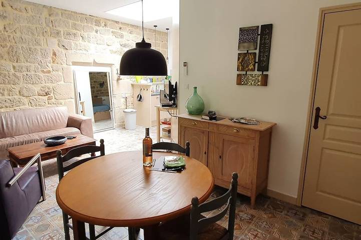 Location de vacances pour 3 personnes, avec piscine et jardin, animaux acceptés dans Largentière - 4