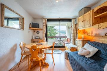 Gîte pour 4 personnes, avec balcon à Montgellafrey