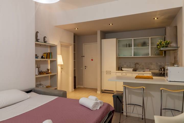 Appartamento intero, Appartamento per vacanze 'La Casa nel parco' vicino alla spiaggia con terrazzo in Viareggio, Riviera Toscana