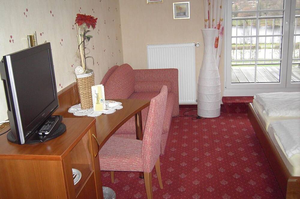 Ganze Wohnung, Mehrbettzimmer - Hotel-Restaurant Fronhof in Kell am See, Landkreis Trier-Saarburg