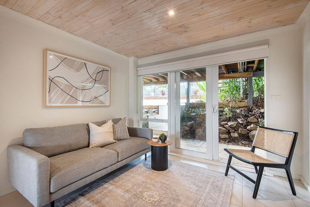 The Navigator with heated pool and spa in McCrae, Mornington Peninsula