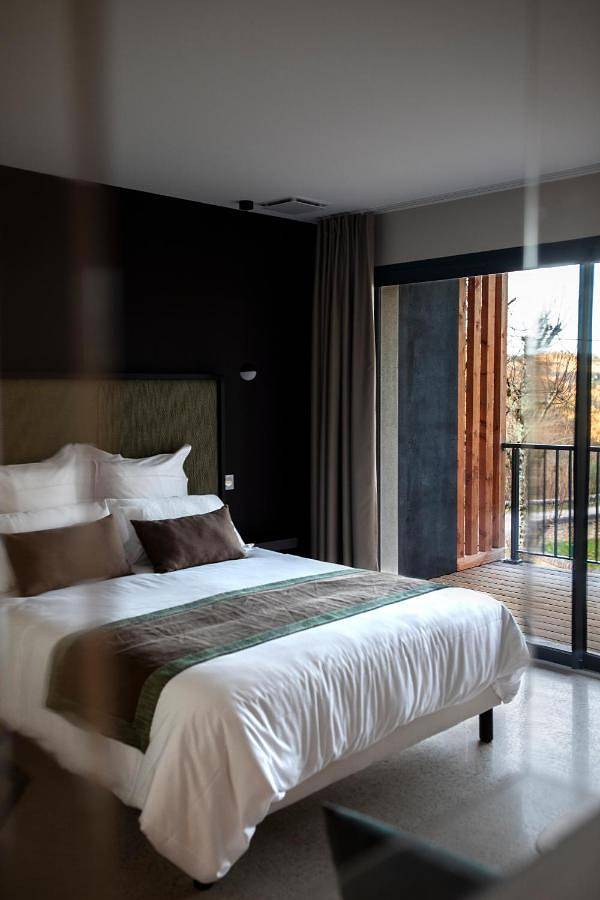 Gîte pour 2 personnes, avec vue ainsi que jardin et piscine à Saint-Médard - 2