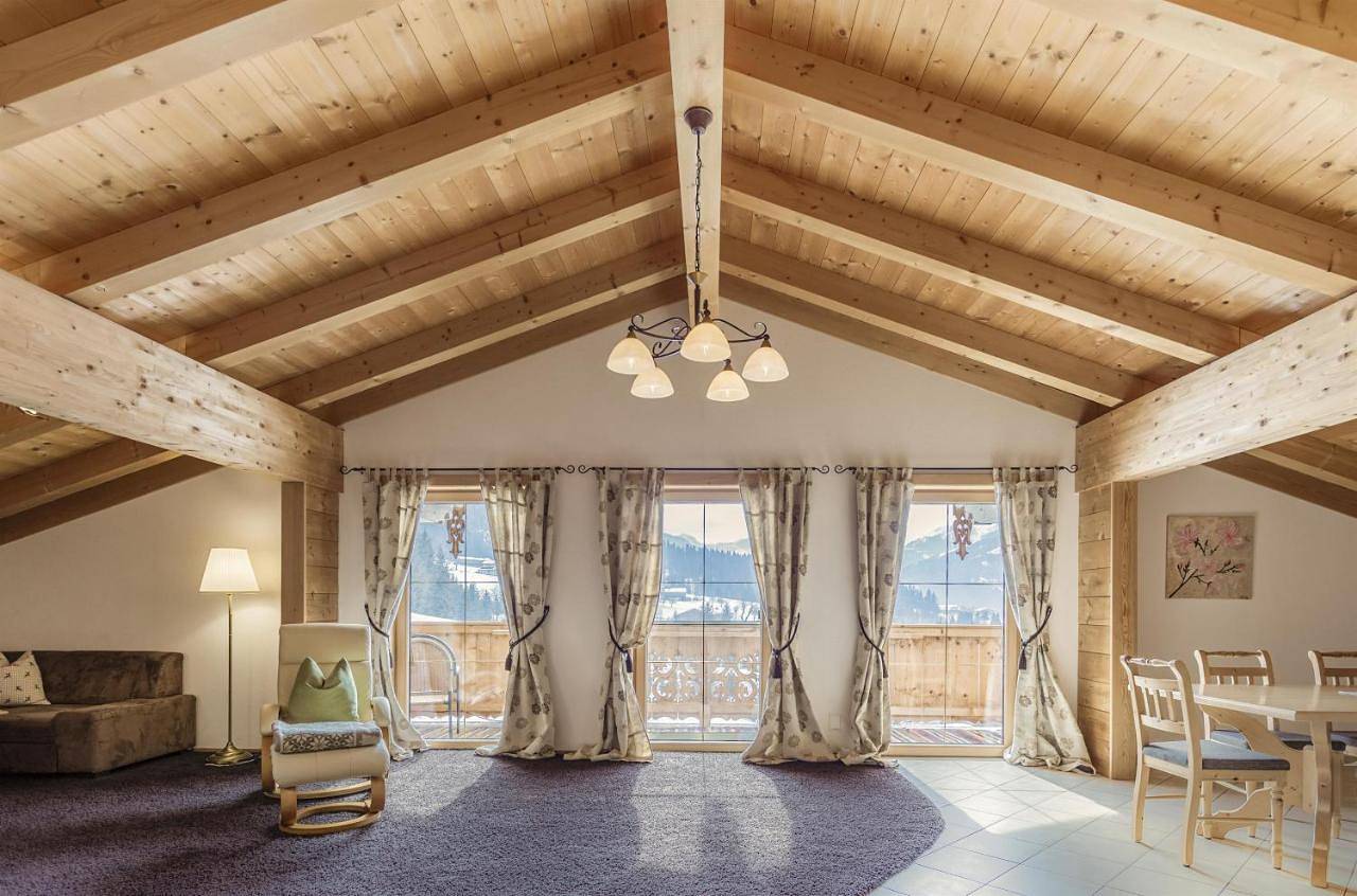 Ganze Wohnung, Apartment with Mountain View in Westendorf (Tirol), Kaisergebirge