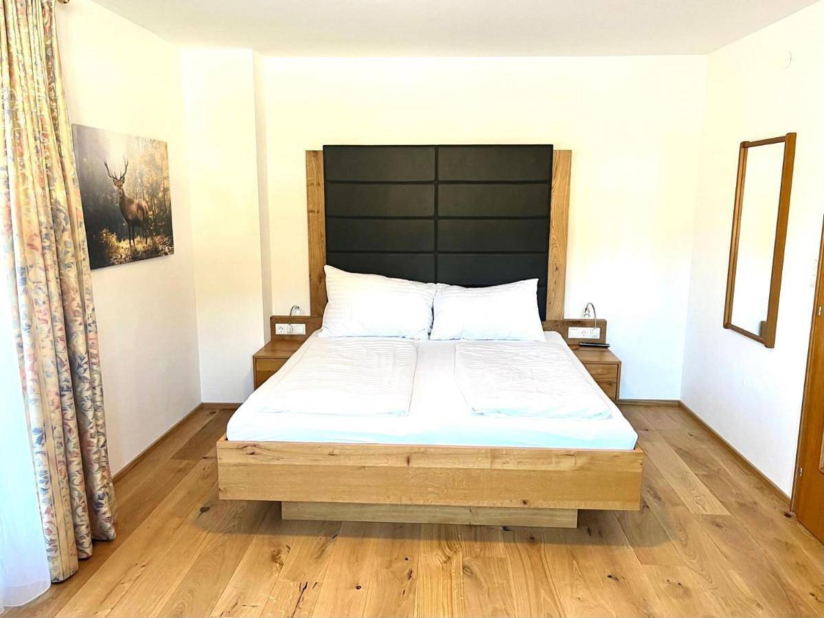 Single Room with Shower in Westendorf (Tirol), Kaisergebirge
