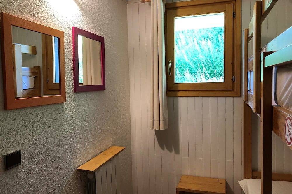 Das Chalet befindet sich im Zentrum von Plagne, im Herzen des Skigebiets Paradiski, 3 Minuten von den Pisten entfernt in Plagne Centre, La Plagne-Tarentaise