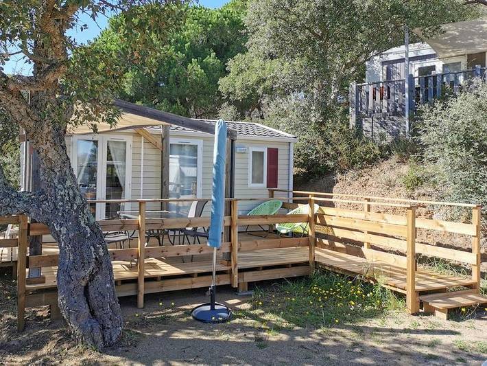 Camping pour 4 personnes, avec bassin pour enfant à Roquebrune-sur-Argens - 2