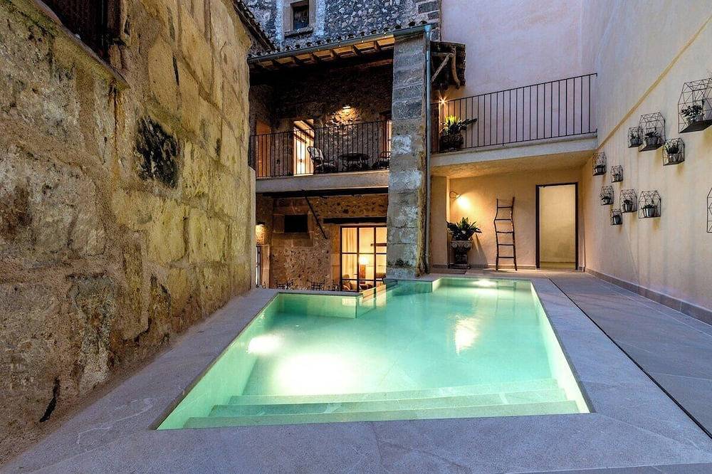Townhouse Deluxe Can Butxaca By home villas 360 in Pollença Town, Pollença