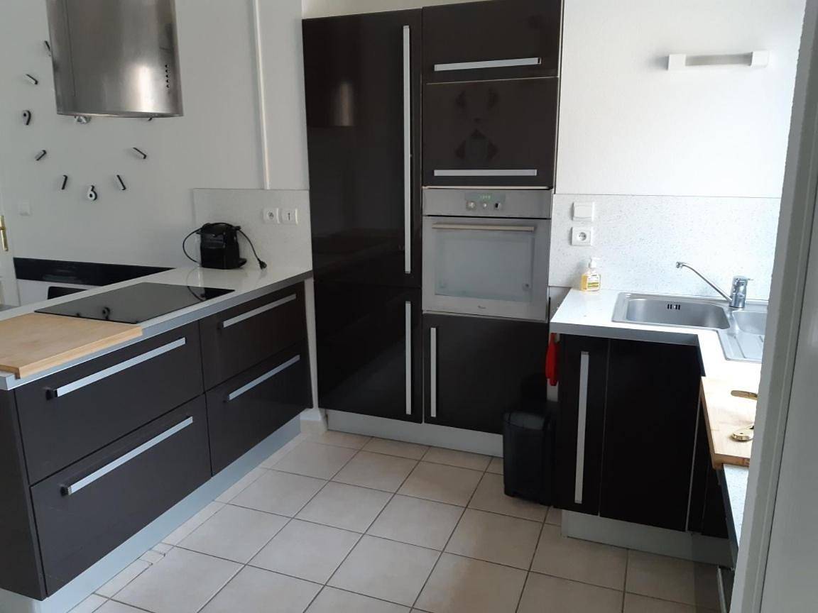 Appartement entier, Apartment with Balcony in Houlgate, Région de Lisieux
