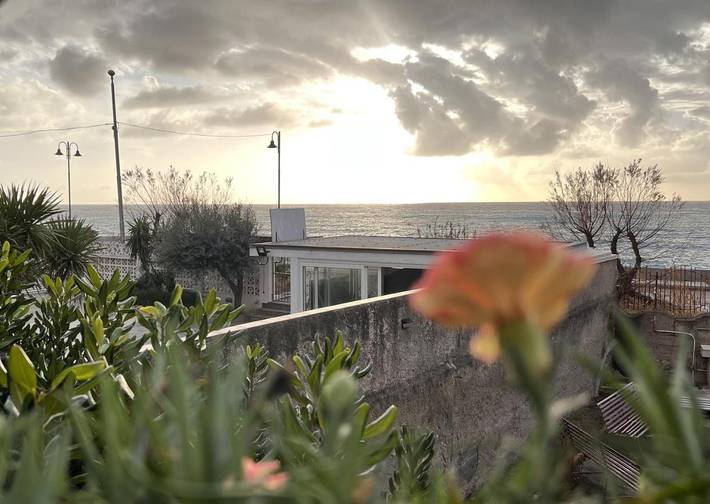 Ferienwohnung für 4 Personen, mit Balkon und Terrasse sowie Ausblick in Marina di Fuscaldo