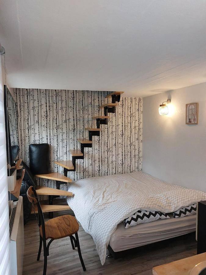 Appartement entier, One-Bedroom Apartment in Holzheim, Région de Strasbourg