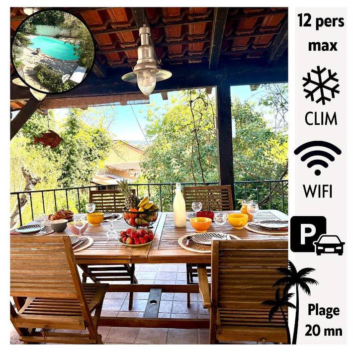 Villa pour 12 personnes, avec balcon ainsi que piscine et jardin - 1
