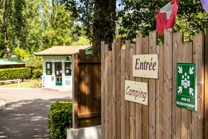 Camping pour 4 personnes, avec piscine et terrasse dans les Landes - 4