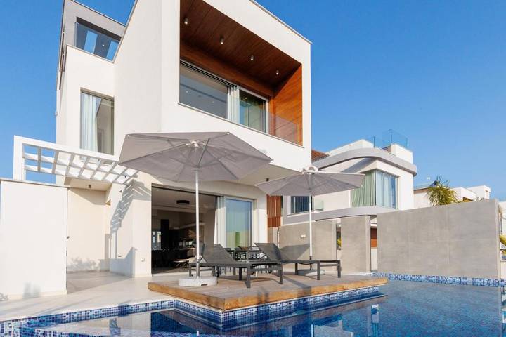Ferienhaus für 8 Personen, mit Garten und Pool sowie Ausblick, mit Haustier in Ayia Napa - 2