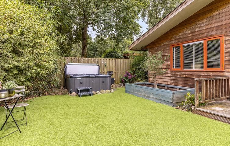 Location de vacances pour 4 personnes, avec jacuzzi et terrasse dans Erm - 3