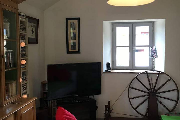 Location de vacances pour 11 personnes, avec terrasse et jardin à Bonnemain - 2