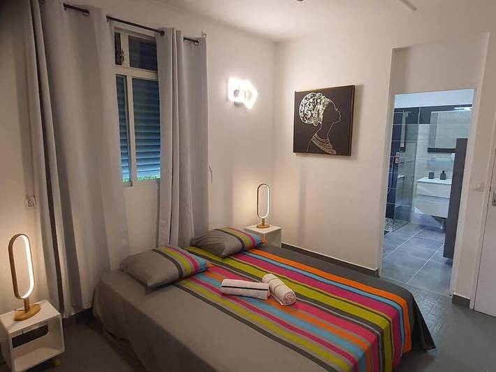 Gîte pour 2 personnes, avec vue et terrasse dans Plage de Saint-Félix - 4