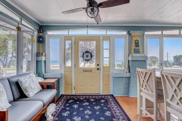 Vacation House for 15 Guests in Racine, Racine County, Picture 4